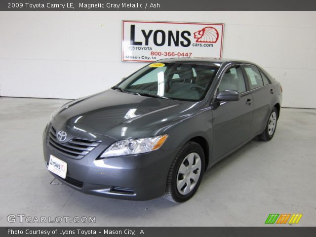 2009 Toyota Camry LE in Magnetic Gray Metallic