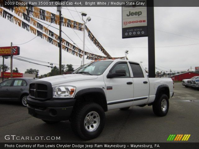 2009 Dodge Ram 3500 ST Quad Cab 4x4 in Bright White