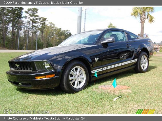 2009 Ford Mustang V6 Coupe in Black