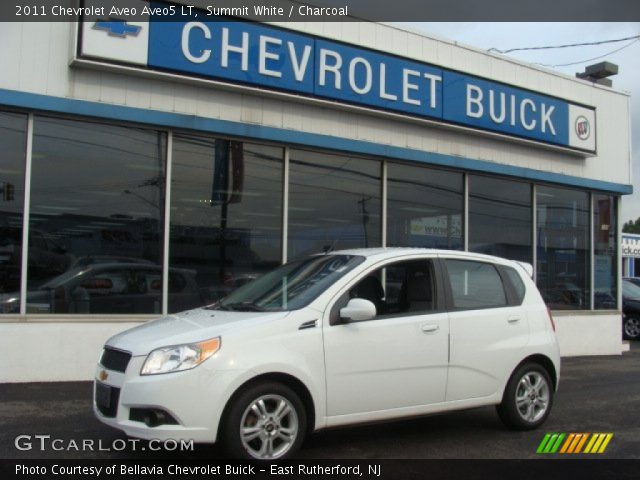 2011 Chevrolet Aveo Aveo5 LT in Summit White