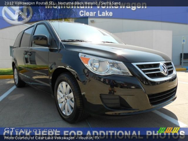 2012 Volkswagen Routan SEL in Nocturne Black Metallic