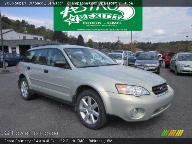2006 Subaru Outback 2.5i Wagon in Champagne Gold Opalescent