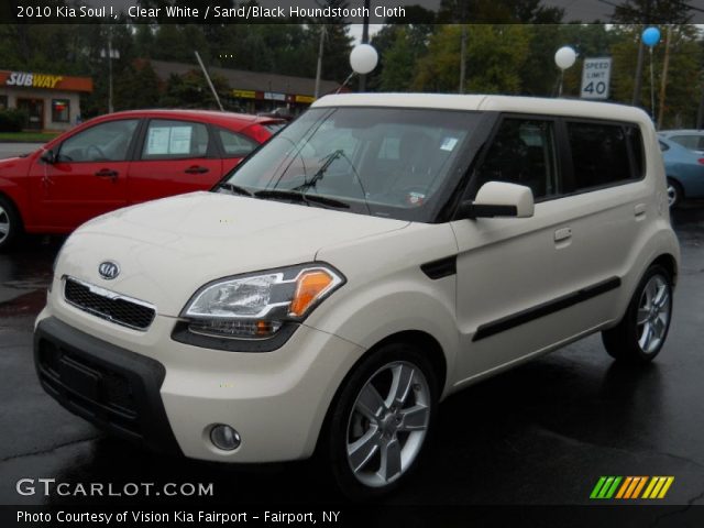2010 Kia Soul ! in Clear White
