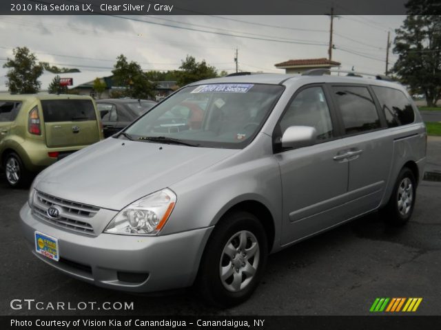 2010 Kia Sedona LX in Clear Silver