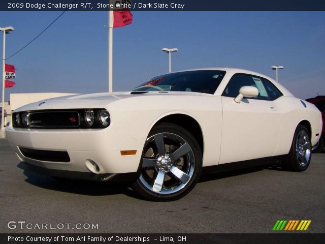 2009 Dodge Challenger R/T in Stone White