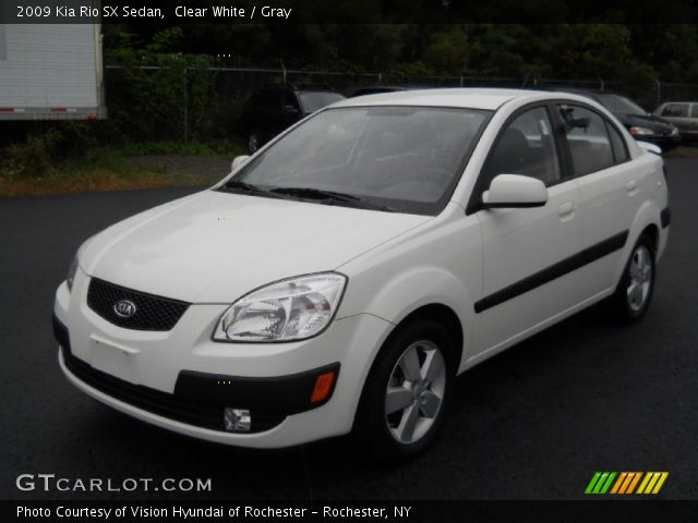 2009 Kia Rio SX Sedan in Clear White