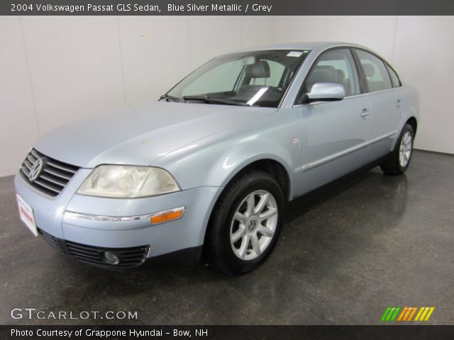 2004 Volkswagen Passat GLS Sedan in Blue Silver Metallic