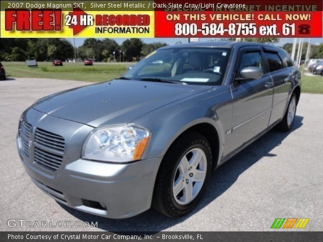 2007 Dodge Magnum SXT in Silver Steel Metallic