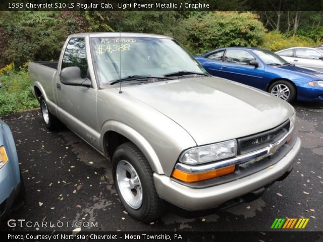 1999 Chevrolet S10 LS Regular Cab in Light Pewter Metallic
