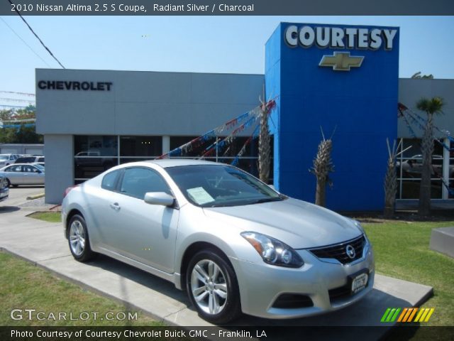 2010 Nissan Altima 2.5 S Coupe in Radiant Silver