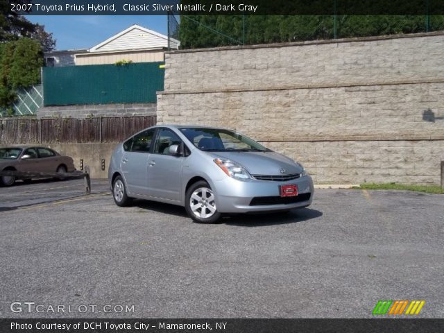 2007 Toyota Prius Hybrid in Classic Silver Metallic