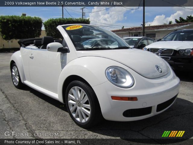 2009 Volkswagen New Beetle 2.5 Convertible in Candy White