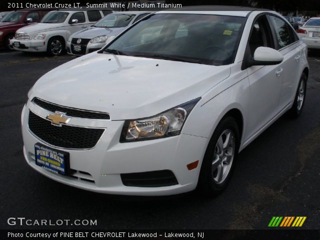 2011 Chevrolet Cruze LT in Summit White
