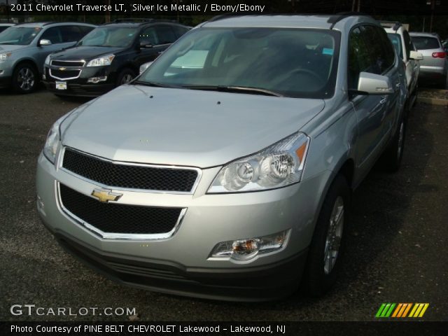 2011 Chevrolet Traverse LT in Silver Ice Metallic