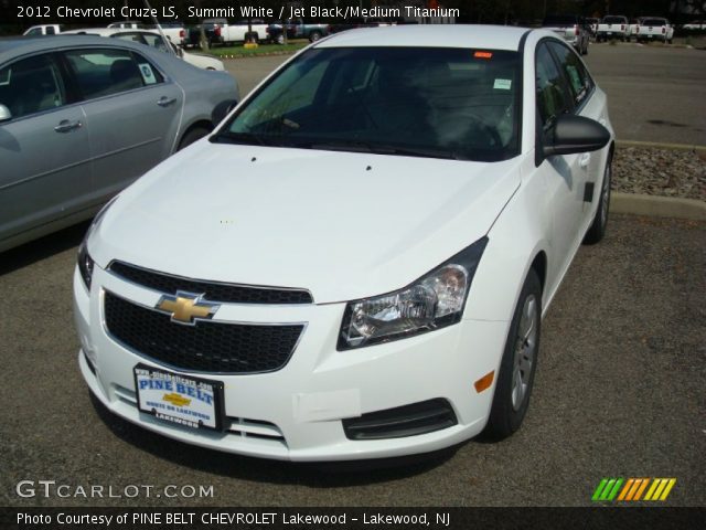 2012 Chevrolet Cruze LS in Summit White