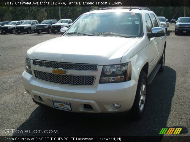 2012 Chevrolet Avalanche LTZ 4x4 in White Diamond Tricoat