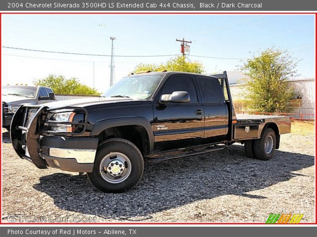 2004 Chevrolet Silverado 3500HD LS Extended Cab 4x4 Chassis in Black