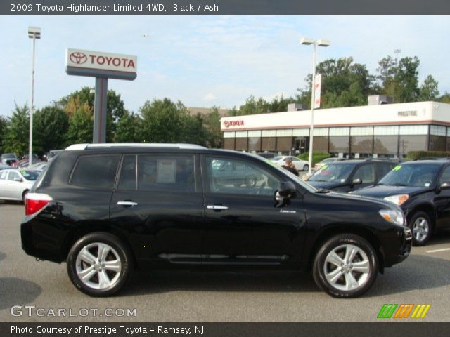2009 Toyota Highlander Limited 4WD in Black