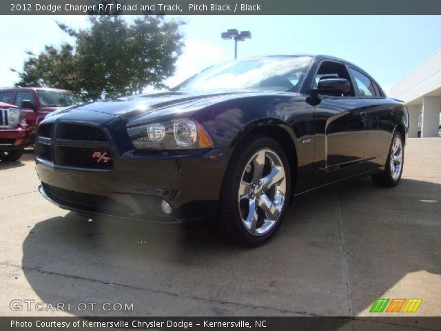 2012 Dodge Charger R/T Road and Track in Pitch Black