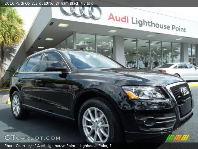2010 Audi Q5 3.2 quattro in Brilliant Black