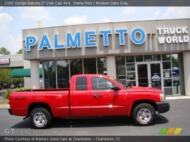 2005 Dodge Dakota ST Club Cab 4x4 in Flame Red