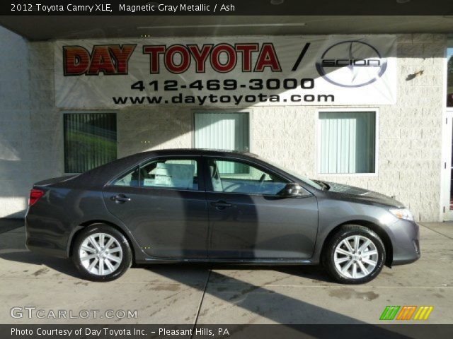 2012 Toyota Camry XLE in Magnetic Gray Metallic