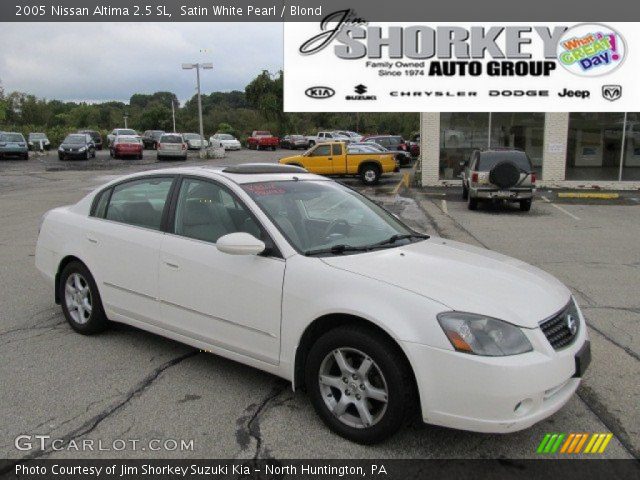 2005 Nissan altima sl white