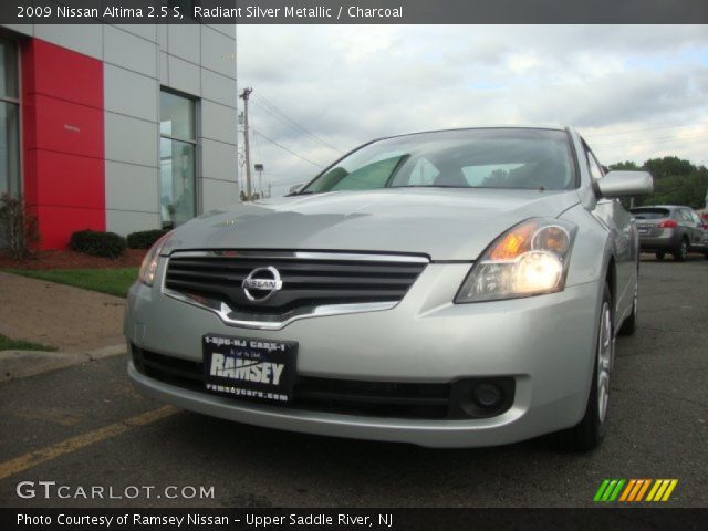 2009 Nissan Altima 2.5 S in Radiant Silver Metallic