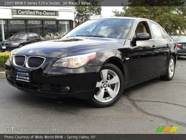 2007 BMW 5 Series 525xi Sedan in Jet Black