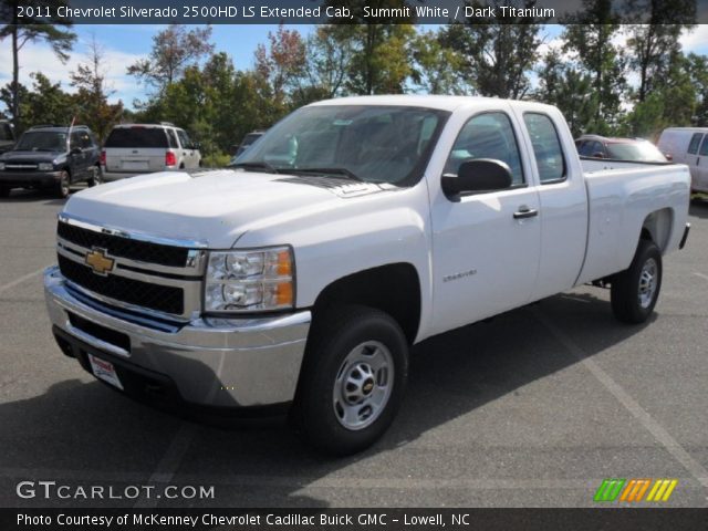 2011 Chevrolet Silverado 2500HD LS Extended Cab in Summit White
