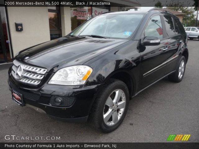 2006 Mercedes-Benz ML 500 4Matic in Black