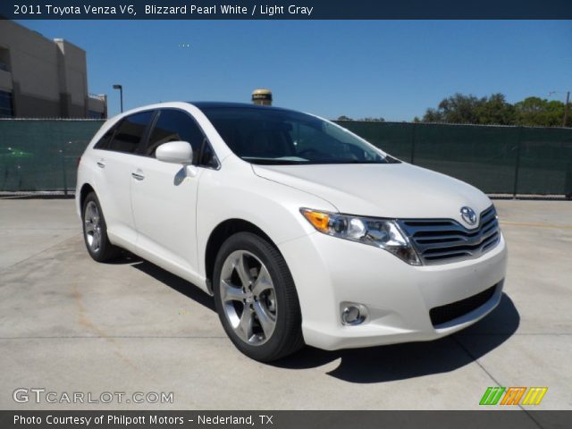 2011 Toyota Venza V6 in Blizzard Pearl White