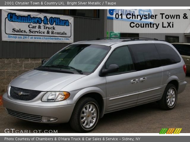 2001 Chrysler Town & Country LXi in Bright Silver Metallic