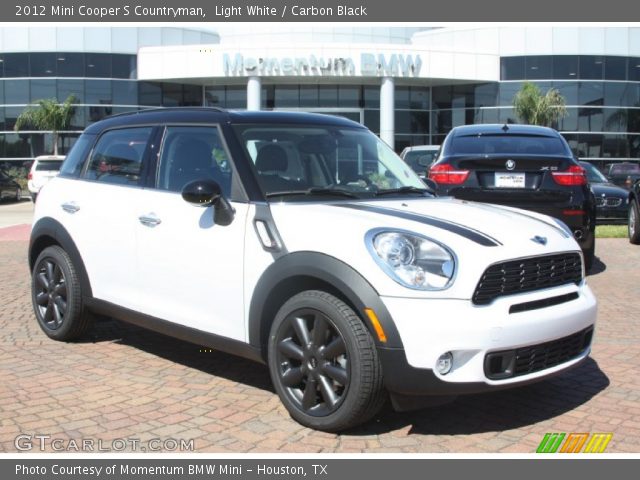 2012 Mini Cooper S Countryman in Light White