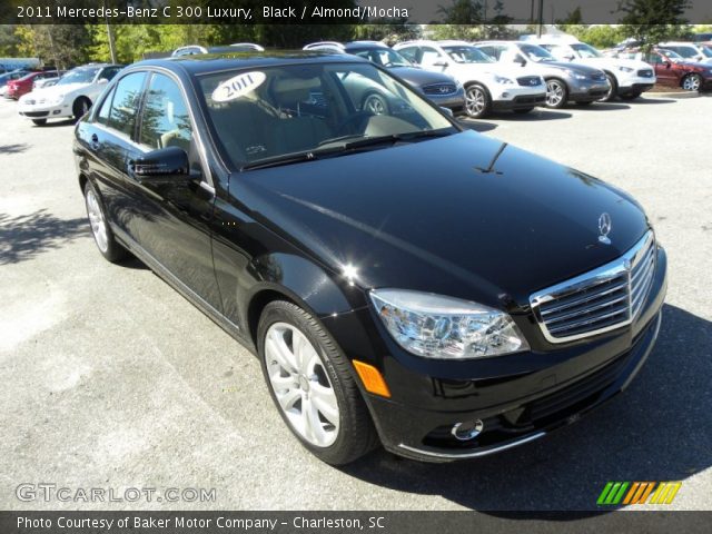 2011 Mercedes-Benz C 300 Luxury in Black