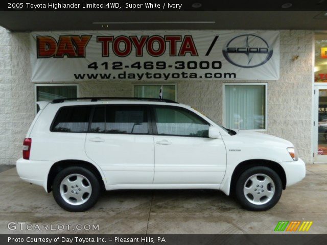 2005 Toyota Highlander Limited 4WD in Super White