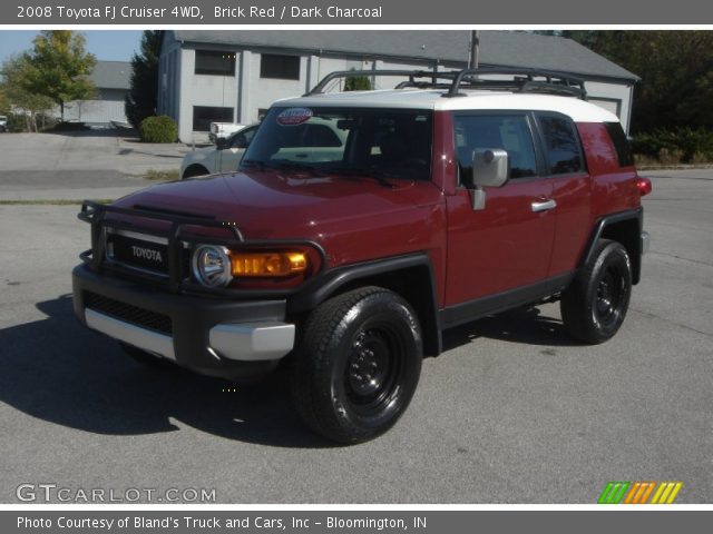 2008 Toyota FJ Cruiser 4WD in Brick Red