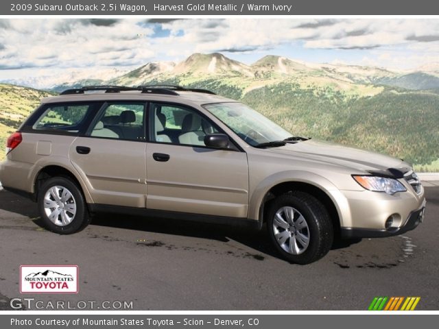 2009 Subaru Outback 2.5i Wagon in Harvest Gold Metallic