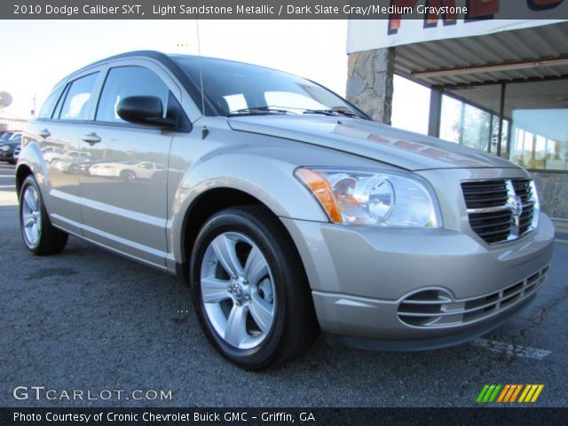 2010 Dodge Caliber SXT in Light Sandstone Metallic
