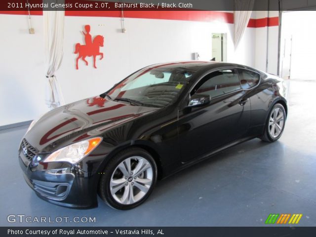 2011 Hyundai Genesis Coupe 2.0T in Bathurst Black