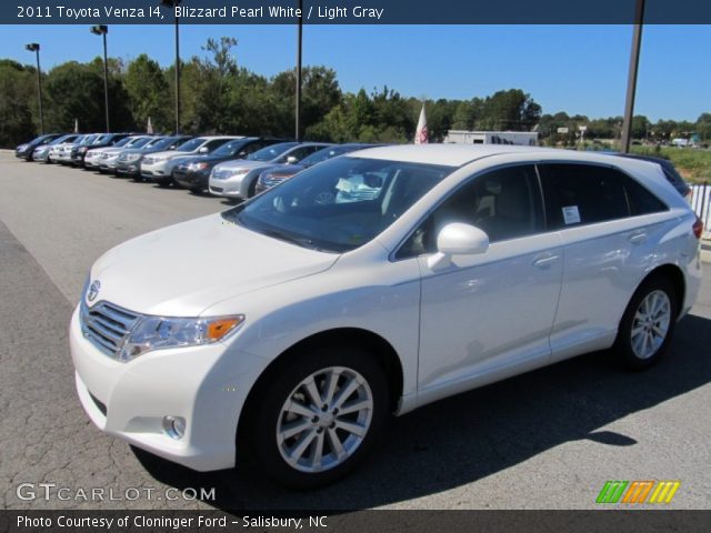 2011 Toyota Venza I4 in Blizzard Pearl White