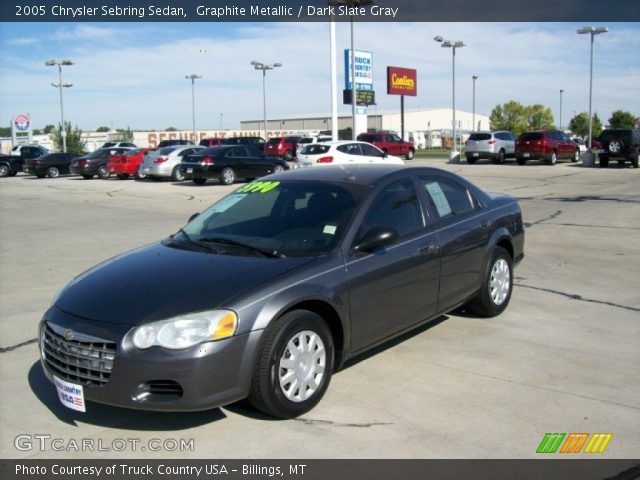 2005 Chrysler Sebring Sedan in Graphite Metallic