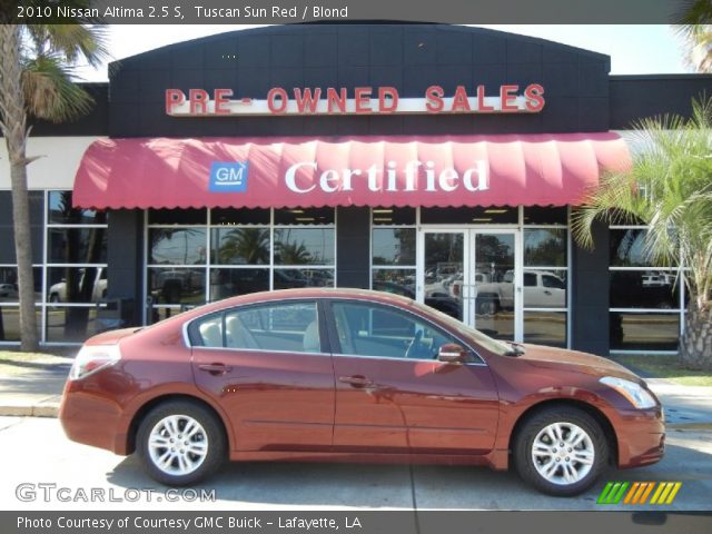 2010 Nissan Altima 2.5 S in Tuscan Sun Red