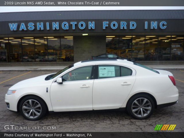2009 Lincoln MKS AWD Sedan in White Chocolate Tri-Coat