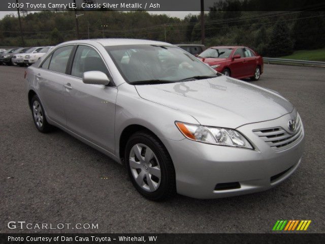 2009 Toyota Camry LE in Classic Silver Metallic