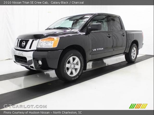 2010 Nissan Titan SE Crew Cab in Galaxy Black
