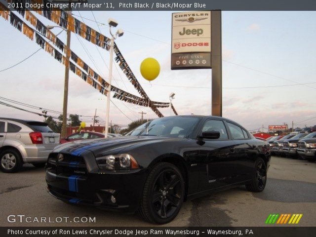 2011 Dodge Charger R/T Mopar '11 in Pitch Black