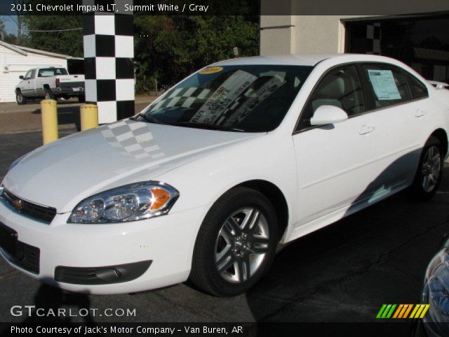 2011 Chevrolet Impala LT in Summit White