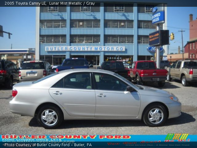 2005 Toyota Camry LE in Lunar Mist Metallic