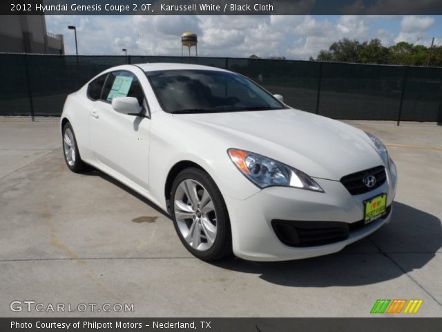 2012 Hyundai Genesis Coupe 2.0T in Karussell White